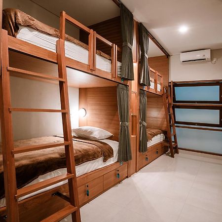 One Degree Sunset Hill Leisure Hotel Uluwatu  Room photo